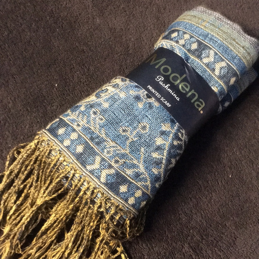 🆕🆕 Modena Pashmina Scarf